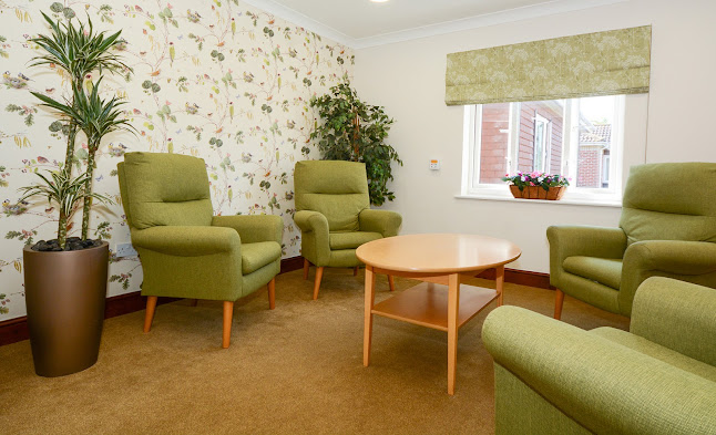 Home Instead Poole - Retirement home