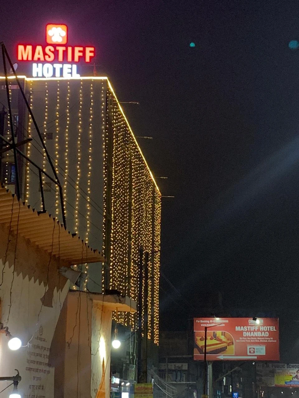 Mastiff Hotel Dhanbad