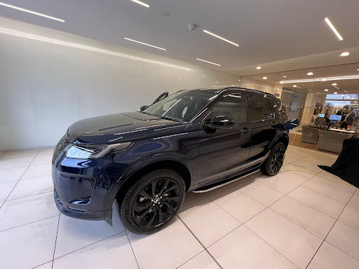 Group 1 Land Rover Watford - Thumbnail