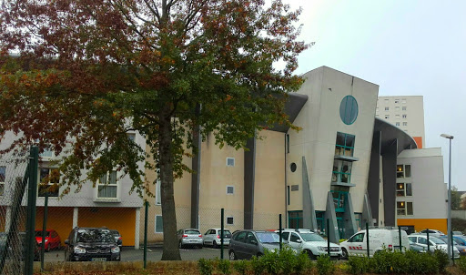 Photo de EPHAD Eugène Aujaleu à Aubigné-Racan (72800)