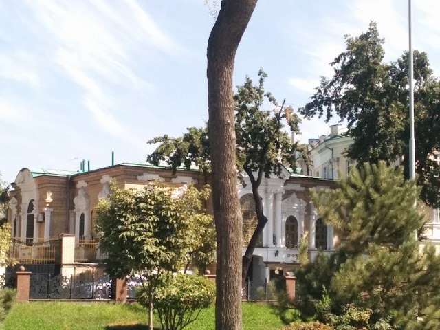 Amir Temur Square