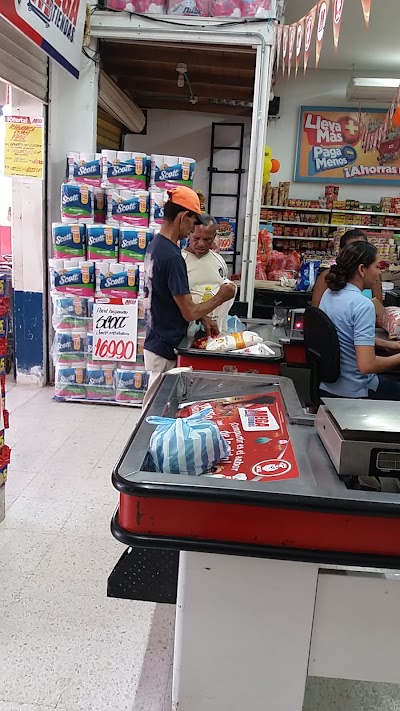 Photos of Supermercado La Popa