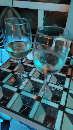 Little Gin - Visual