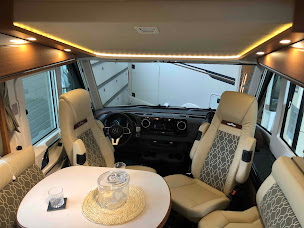 Photo n°11 de Curioz Loisirs à La Balme-de-Sillingy (Agence de location de véhicules de loisirs)