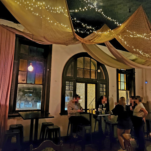 El Chapos Taqueria + Tapas Bar - Thumbnail
