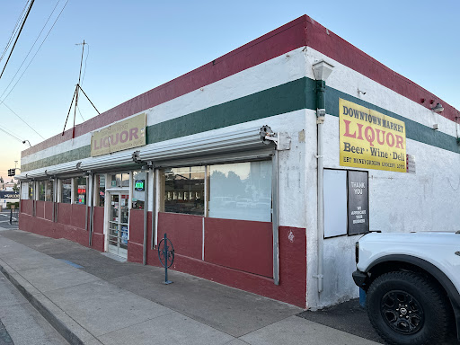 Downtown Liquor Market - United States