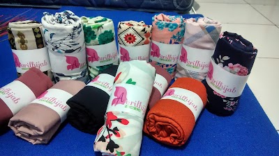 Photos of Avrilhijab
