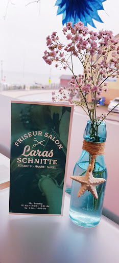 Laras SCHNITTE - Thumbnail