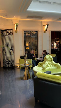 High Note SkyBar by null