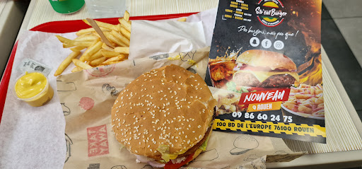 Photo 4 - Str’eat burger