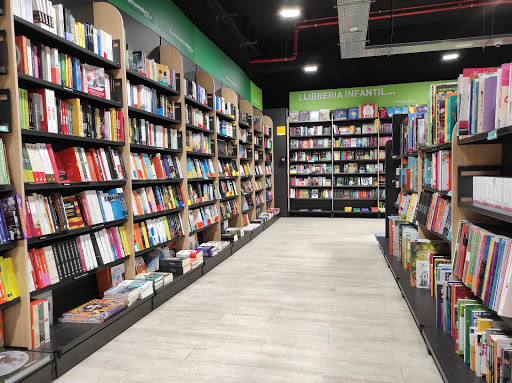 Llibreria, papereria i joguines a Màgic Badalona | Abacus Cooperativa