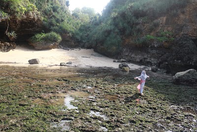 Photos of Pantai Peyuyon