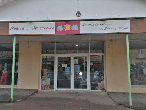 Boutique Solidaire du Secours Catholique de Puylaurens - Côté Coeur, côté fringues