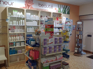 Photo n°2 de Pharmacie Bourgeois Gorvien à Oulchy-le-Château (Pharmacie)