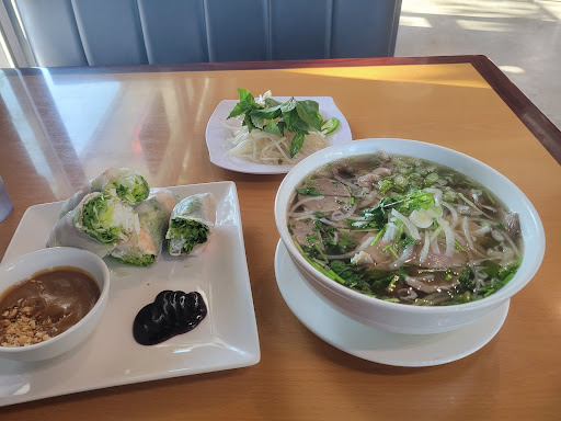 BG Phở - Visual
