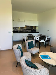 Photo n°22 de Regard-sur-mer: résidence vacances pour 8 personnes, piscine dans le Var, vue mer, proche de la plage, de Hyères à Carqueiranne (Agence de location de maisons de vacances)