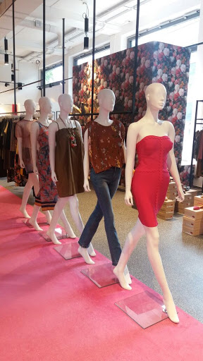 Road Collection Outlet Store Koblenz Schängelcenter