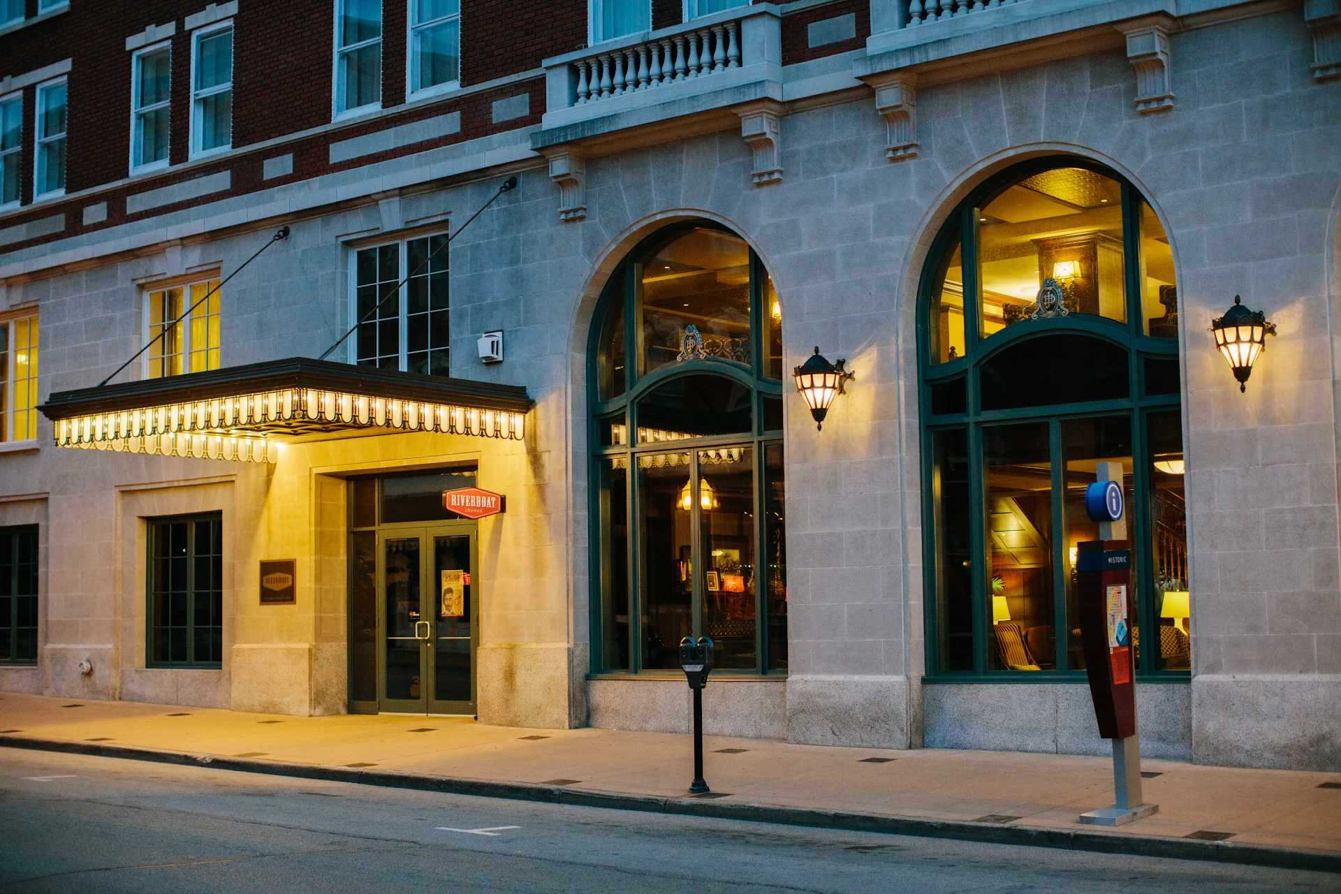Hotel Julien Dubuque