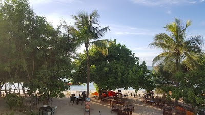 Photos of Piculet Royal Beach