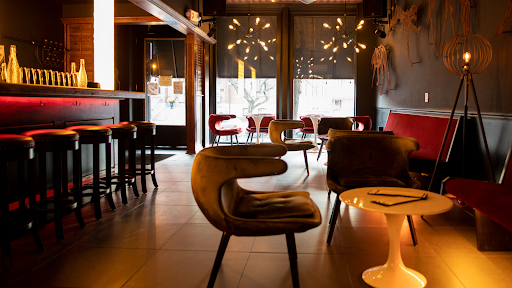 Machina Kitchen & ArtBar - United States
