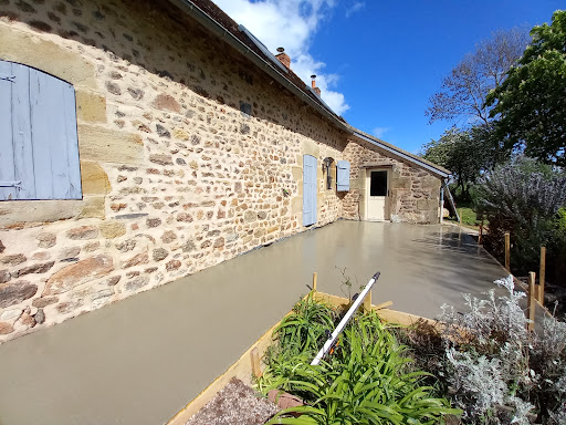SARL Sébastien Chanat TP ( terrassement / vente livraison sable cailloux/ spécialiste assainissement /courtier en travaux) - Thumbnail