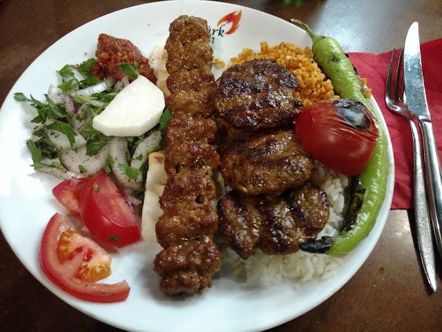 Türk Sofrasi Ocakbasi Marktplatz