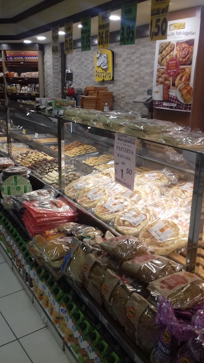 Photos of Makro Market