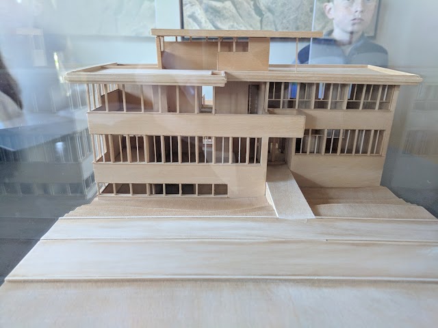 Neutra VDL Studio and Residences