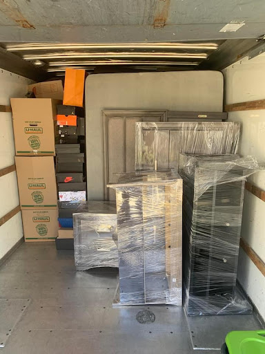 W. R. MOVING LLP - Thumbnail