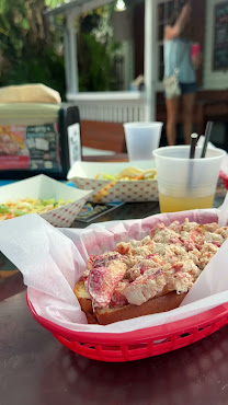 Garbo's Grill @ Hanks! by null