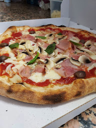 Photo n°1 de La Trattoria chez Donato à Saint-Estève (Pizzeria)