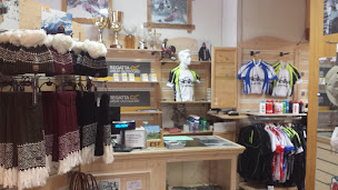 Photo n°2 de VIDAL SPORTS location ski LA TOUSSUIRE à Fontcouverte-la-Toussuire (Magasin de vêtements de sport)