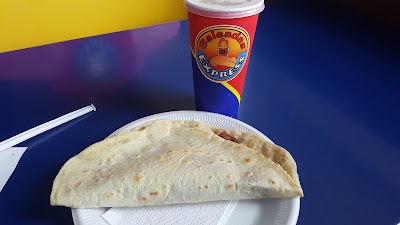 Photos of Paseo Comercial Los Olivos