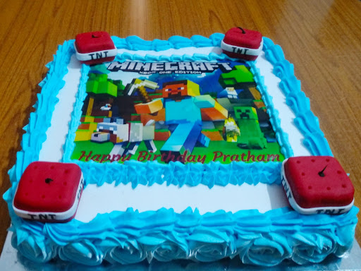 MineCarft Theme Cake