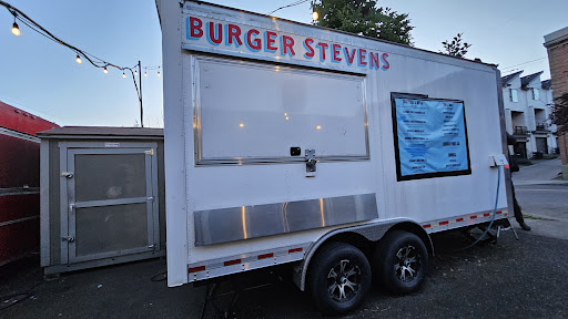 BURGER STEVENS - Visual