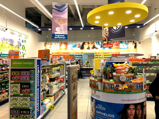 Farmacia San Pablo Villalongín Gallery - Mexico