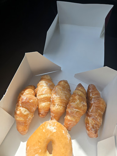 D&E Donuts - Visual