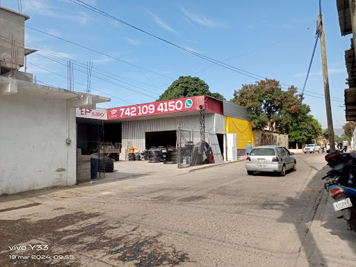 Ferretería y materiales Ejido