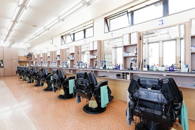 理容プラージュ カインズモール鳥取店