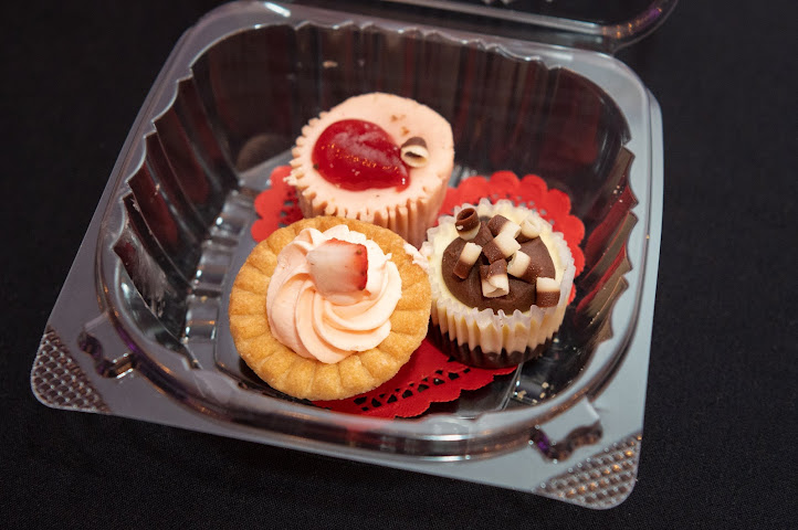 Pearl Catering by null