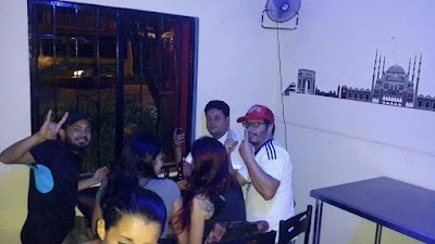 bar