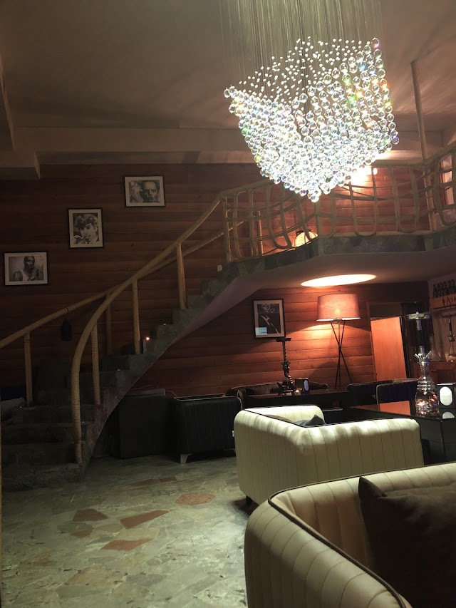 Famous Kalyan Lounge
