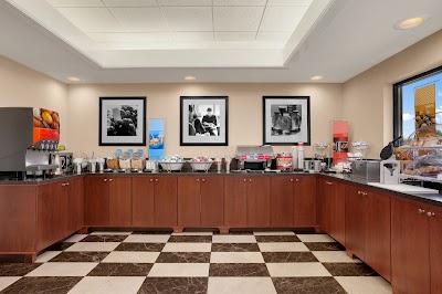 Photos of Hampton Inn Frostburg