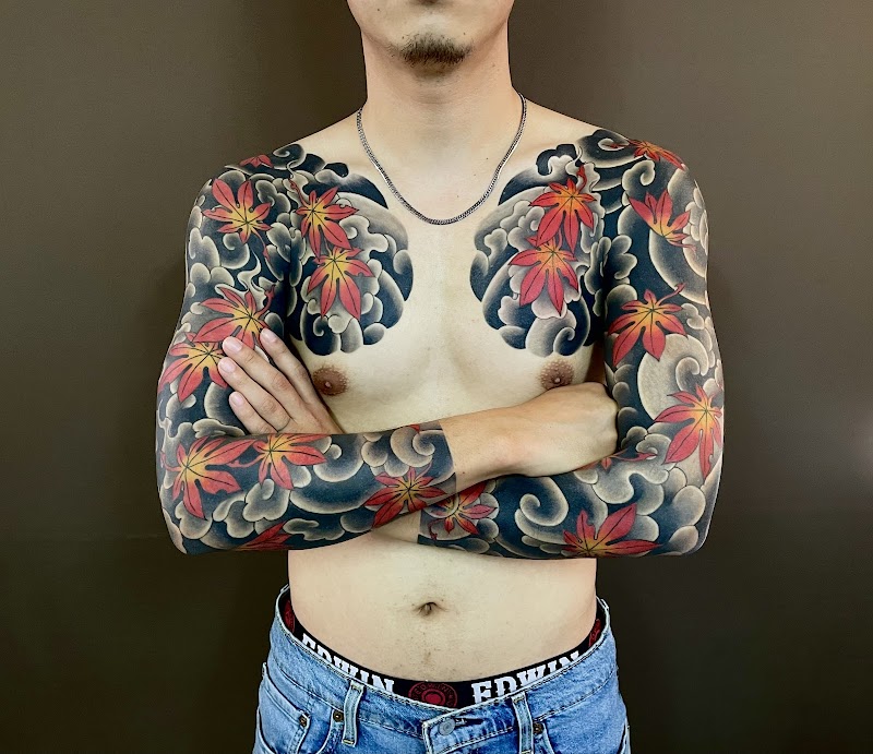 竜伸 TATTOO STUDIO R's