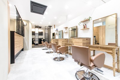 ブランシェ 勝川駅前店