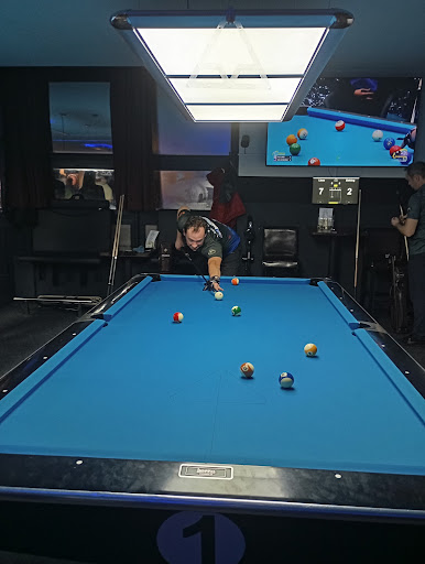 Black Pool 1 - Visual