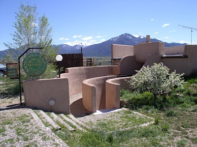 Taos Mountain Inn