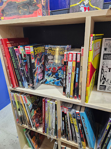 Comics Inc. - Visual