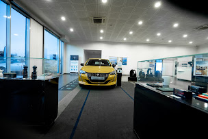 Photo n°2 de PEUGEOT SEYNOD - Autobernard à Annecy (Vendeur de voitures d'occasion)