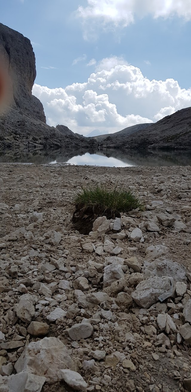 Lago d' Antermoia